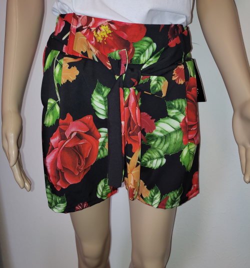 Short motif fleuri