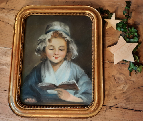 Ancien pastel , jeune femme , cadre doré