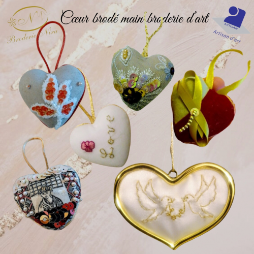 Cœur Suspendu en Broderie d'Art – Poésie Textile – Pièce Unique