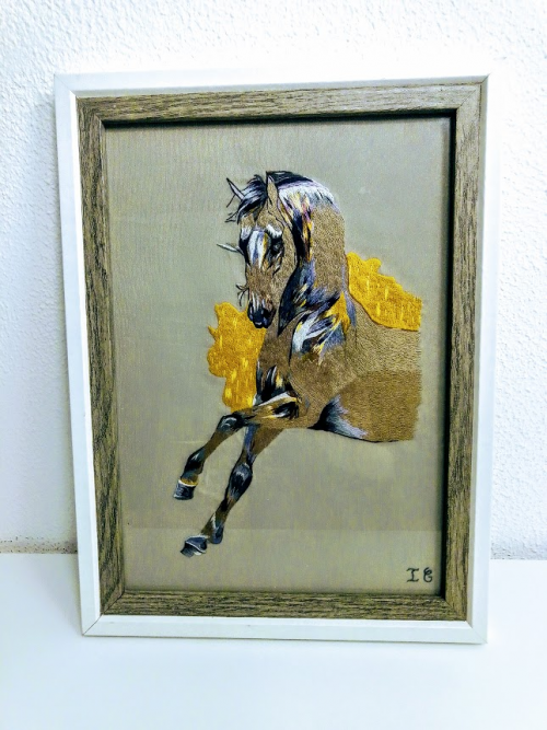 Cheval broderie d'art main