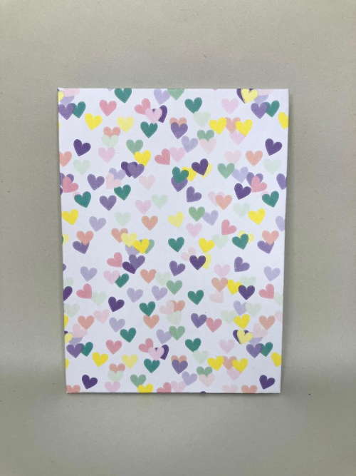 Petit cahier avec pages blanches et lignes