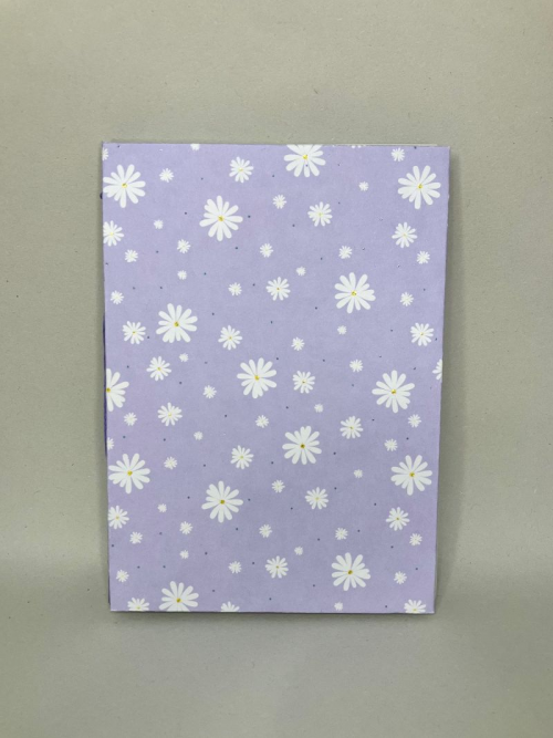 Petit cahier avec lignes