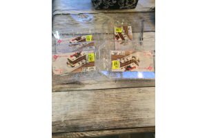 Assiettes à gâteaux en plastique