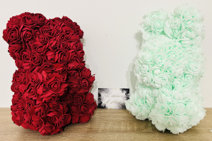Ourson/lapin ornés de roses