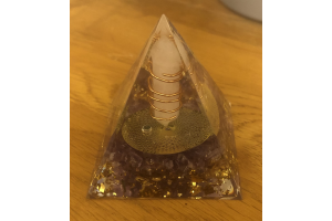 Pyramide « diamant » quartz rose