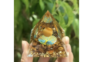 Pyramide « arbre de vie » oeil de tigre