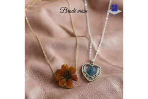 Collier Médaillon fleure séchée Artisanal 1