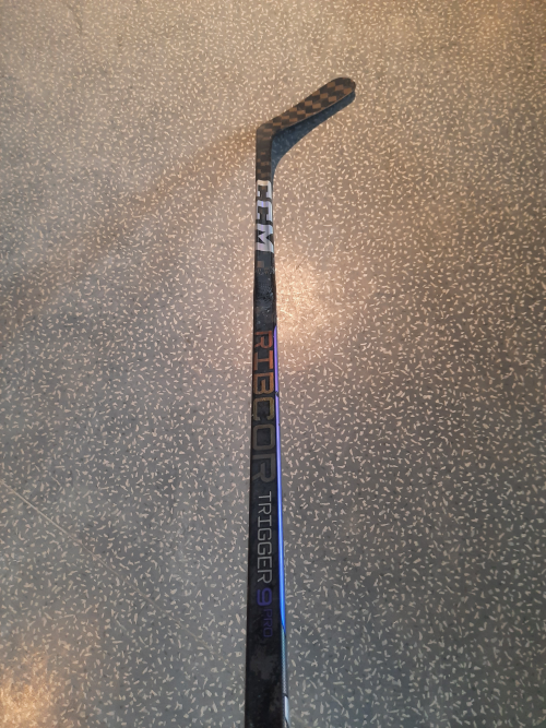 Crosse droite Flex 75 CCM Ribcor Trigger 9 Pro