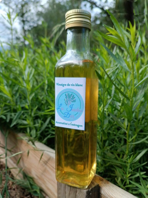 Vinaigre de vin blanc aromatisé à l'estragon